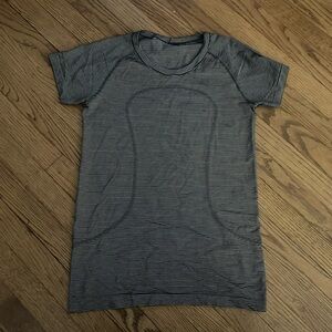 Lululemon Swiftly Tech